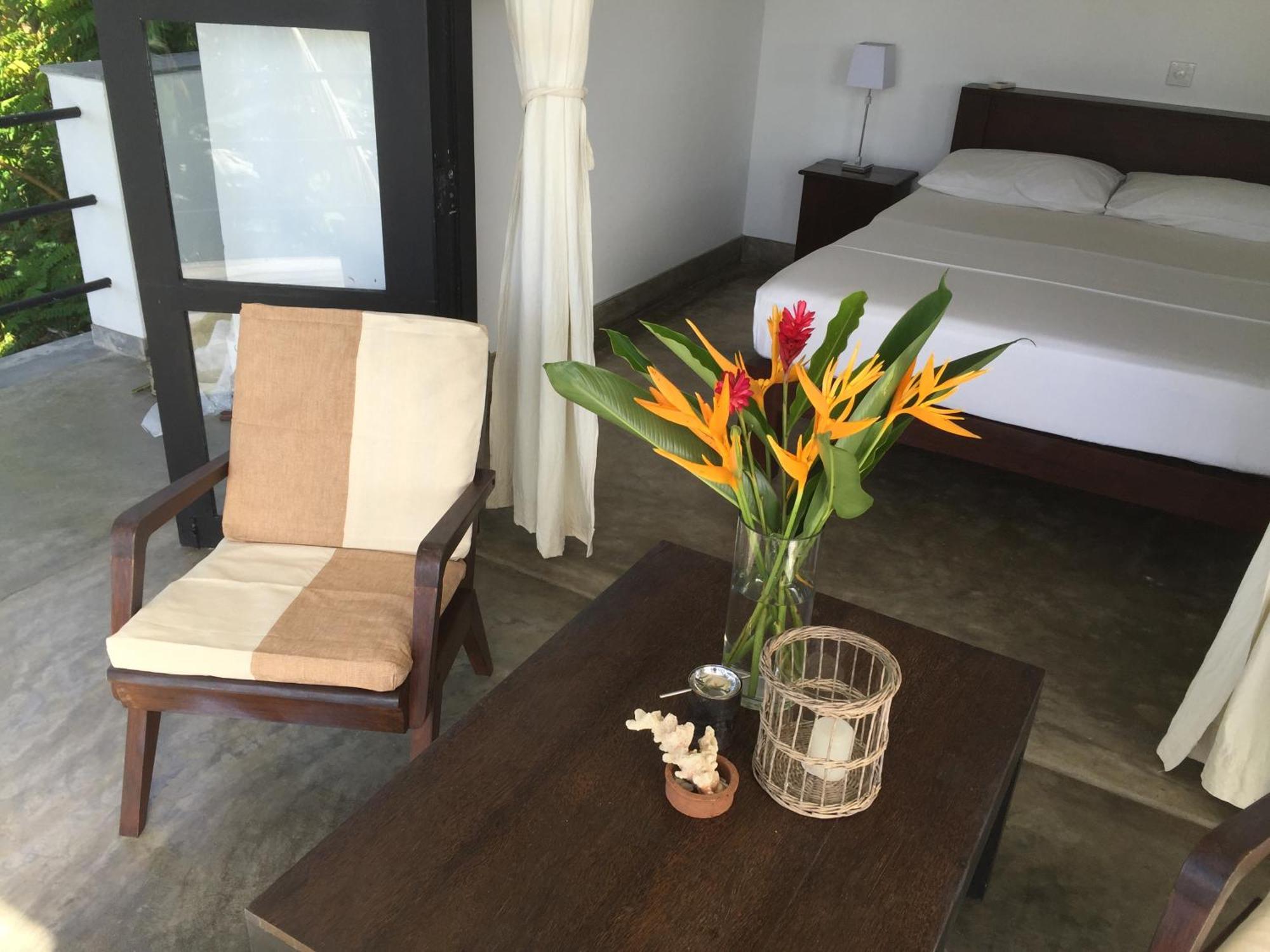 Lara'S Place Unawatuna Phòng bức ảnh